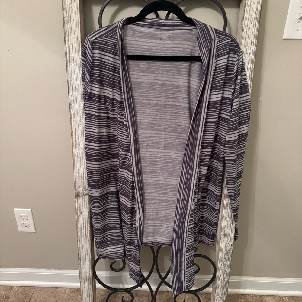 Eddie‎ Bauer Striped Gray Women's Sweater Cadigan Size Extra Large XL
